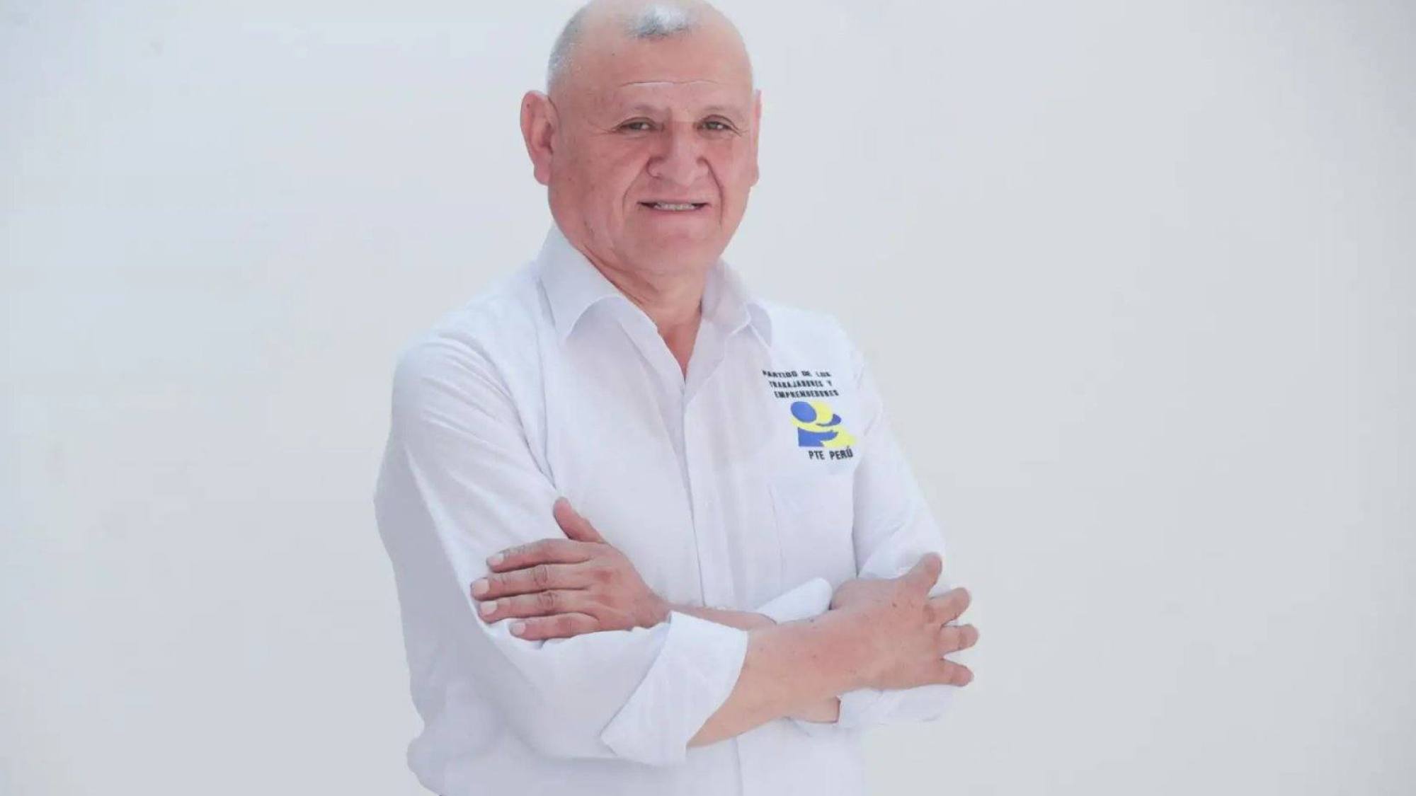 Napole&oacute;n Becerra: candidato presidencial fallece en fatal accidente en Huancavelica